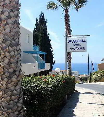Sunny Hill 3*