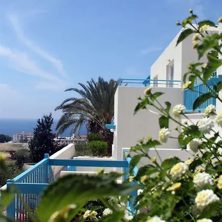 Sunny Hill Aparthotel 3*