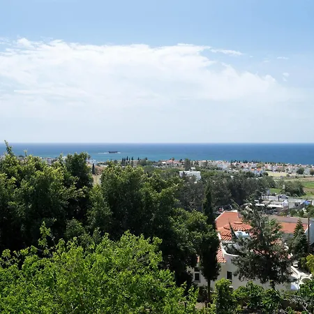 Sunny Hill Aparthotel 3*