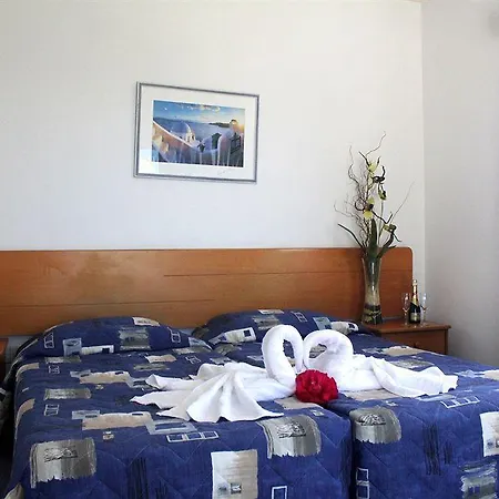 Aparthotel Sunny Hill 3*