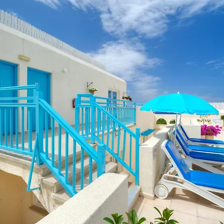 Sunny Hill Aparthotel Klorakas