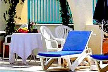 Sunny Hill Aparthotel