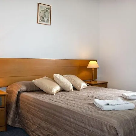 Sunny Hill Aparthotel Klorakas