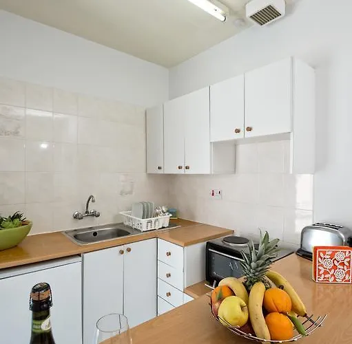 Sunny Hill Apartmanhotel