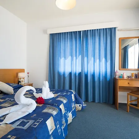 Sunny Hill Χλώρακα