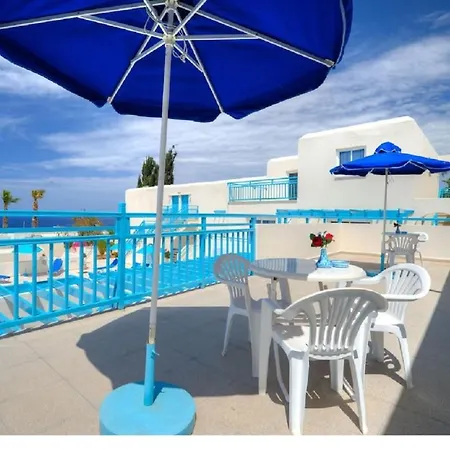 صني هيل للشقق الفندقية 3* Klorakas