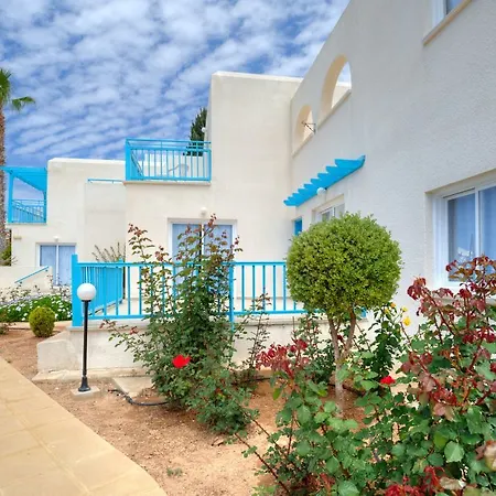 Sunny Hill Hotel de apartamente Klorakas