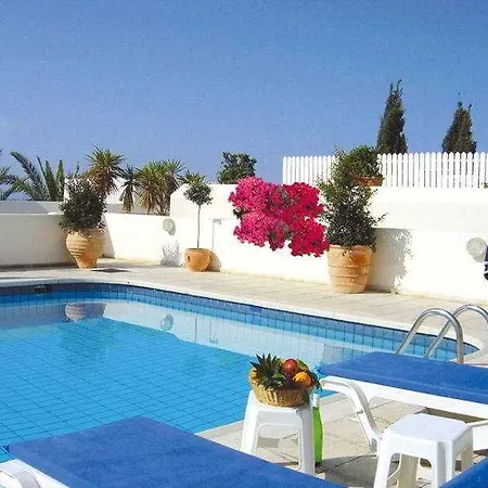 شقة فندقية صني هيل للشقق الفندقية Klorakas