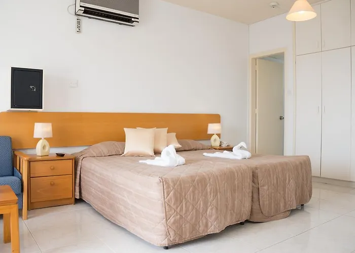 Lejlighedshotel Sunny Hill Klorakas