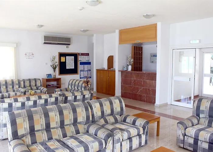 Sunny Hill Hotel apartamentowy Klorakas