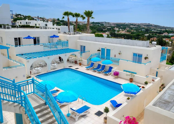 Hotel apartamentowy Sunny Hill Klorakas