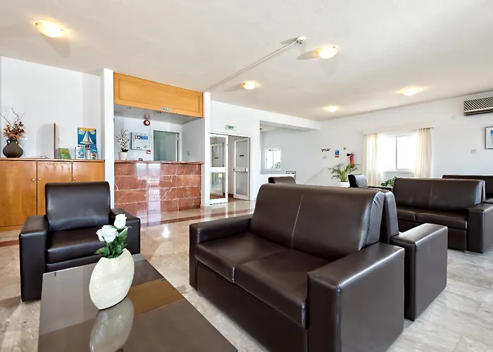 Sunny Hill Lejlighedshotel 3*